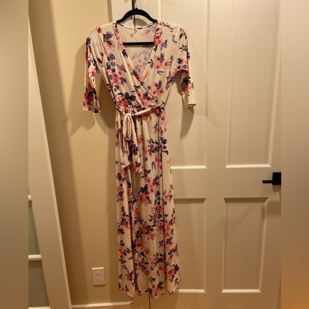 Floral Maternity wrap dress
